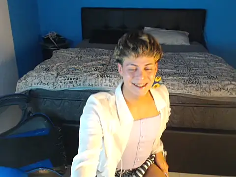 Snapshot of mchissexx chatting on October 23, 2025, 11:31 am mchissexx online show from October 23, 2025, 11:31 am