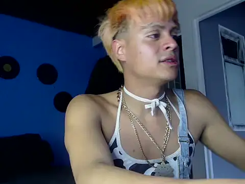 Snapshot of mchissexx chatting on December 1, 2025, 9:31 pm mchissexx online show from December 1, 2025, 9:31 pm