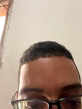 Snapshot of Diegodelicia chatting on November 14, 2025, 4:49 pm Diegodelicia online show from November 14, 2025, 4:49 pm