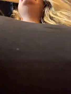 Snapshot of aurora_coldd chatting on February 26, 2026, 11:15 pm aurora coldd online show from February 26, 2026, 11:15 pm