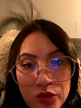 Snapshot of ValentinaOrtiz3 chatting on September 15, 2025, 1:27 am ValentinaOrtiz3 online show from September 15, 2025, 1:27 am