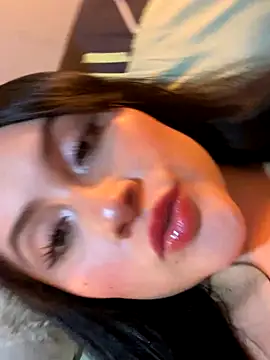 Snapshot of ValentinaOrtiz3 chatting on September 27, 2025, 2:16 am ValentinaOrtiz3 online show from September 27, 2025, 2:16 am