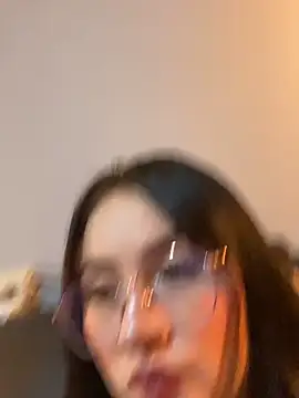 Snapshot of ValentinaOrtiz3 chatting on October 2, 2025, 3:46 am ValentinaOrtiz3 online show from October 2, 2025, 3:46 am