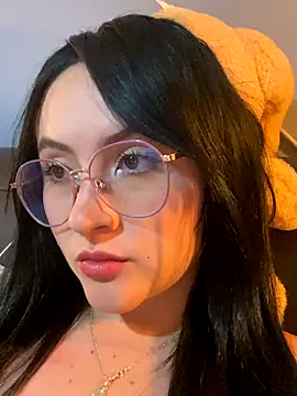 Snapshot of ValentinaOrtiz3 chatting on November 5, 2025, 1:27 am ValentinaOrtiz3 online show from November 5, 2025, 1:27 am