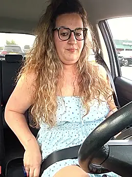 justtess online show from May 10, 2026, 5:29 pm