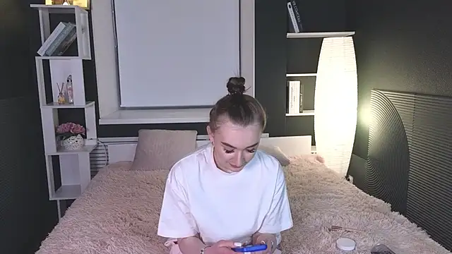 FeliceAldridge online show from February 13, 2025, 11:04 pm