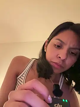 Snapshot of Valeedoll chatting on March 3, 2026, 4:18 am Valeedoll online show from March 3, 2026, 4:18 am