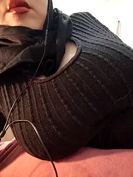 Snapshot of Malak-26 chatting on February 7, 2026, 1:20 am Malak-26 online show from February 7, 2026, 1:20 am