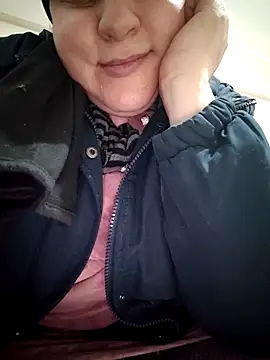 Snapshot of Malak-26 chatting on February 14, 2026, 6:59 pm Malak-26 online show from February 14, 2026, 6:59 pm