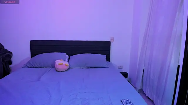 Snapshot of _JacobMiller__ chatting on December 5, 2025, 9:00 pm JacobMiller online show from December 5, 2025, 9:00 pm