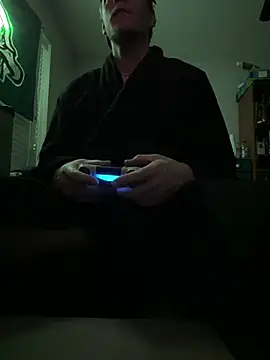 Snapshot of theycallmes3x chatting on March 4, 2026, 5:24 am theycallmes3x online show from March 4, 2026, 5:24 am