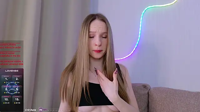 Snapshot of b4by_Emilia chatting on December 17, 2025, 9:37 am b4by Emilia online show from December 17, 2025, 9:37 am