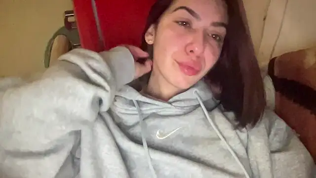 sarrah rossy online show from March 3, 2025, 6:12 pm