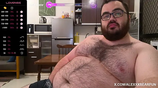 alexxxbear online show from October 6, 2025, 9:01 pm