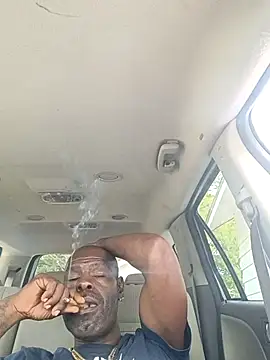 Snapshot of birdg chatting on September 10, 2025, 6:30 pm birdg online show from September 10, 2025, 6:30 pm