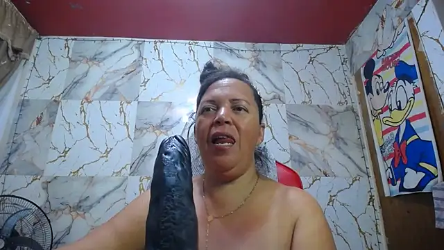 alina maturehot online show from April 13, 2026, 8:31 am