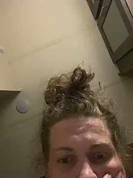 Snapshot of favoritestepsis chatting on September 19, 2025, 12:34 am favoritestepsis online show from September 19, 2025, 12:34 am