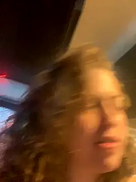 Snapshot of favoritestepsis chatting on September 19, 2025, 10:43 pm favoritestepsis online show from September 19, 2025, 10:43 pm