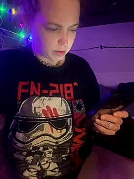 Snapshot of favoritestepsis chatting on September 21, 2025, 12:45 am favoritestepsis online show from September 21, 2025, 12:45 am