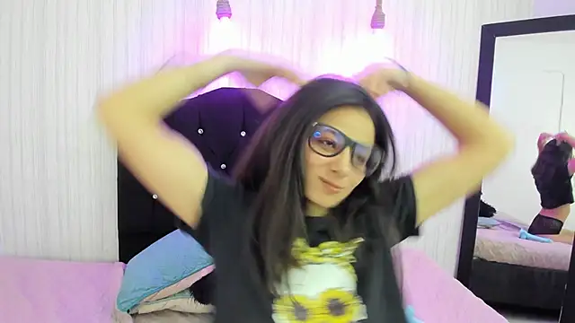 Snapshot of nicky_angel1 chatting on February 19, 2025, 9:58 pm nicky angel1 online show from February 19, 2025, 9:58 pm