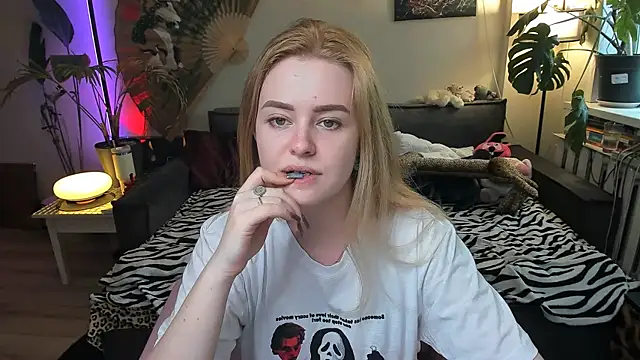 Alexa Pirs online show from March 6, 2026, 1:18 pm