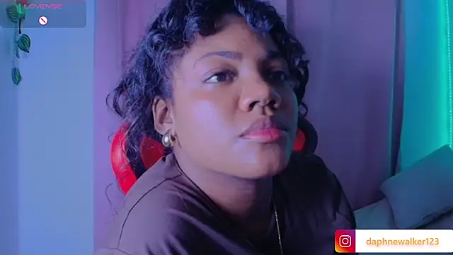 Snapshot of Daphnewalker__ chatting on February 28, 2026, 1:06 am Daphnewalker online show from February 28, 2026, 1:06 am