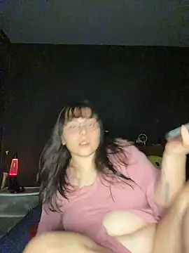 Solo yoss online show from December 22, 2025, 7:49 am