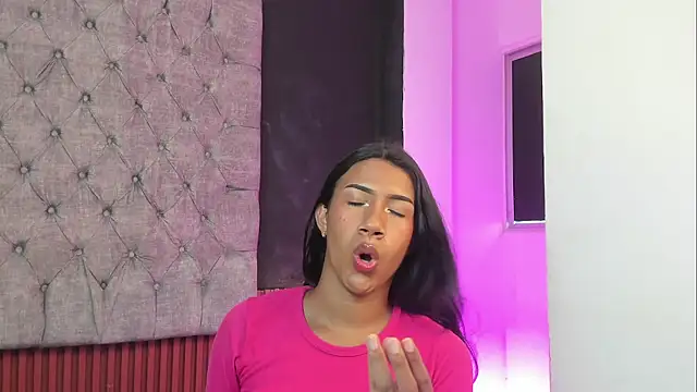 AntoniSantoss online show from February 13, 2026, 7:21 pm