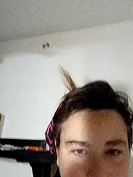 KinzAngel online show from February 23, 2025, 12:08 am