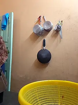 Snapshot of Lizza_boudi chatting on December 2, 2025, 1:11 am Lizza boudi online show from December 2, 2025, 1:11 am