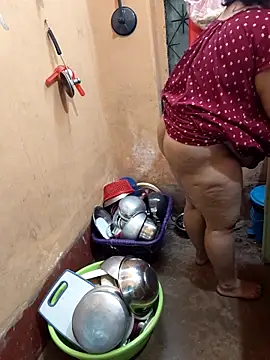 Snapshot of Lizza_boudi chatting on December 3, 2025, 2:41 am Lizza boudi online show from December 3, 2025, 2:41 am