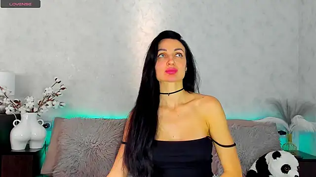 Tina Mart online show from November 22, 2025, 11:53 am