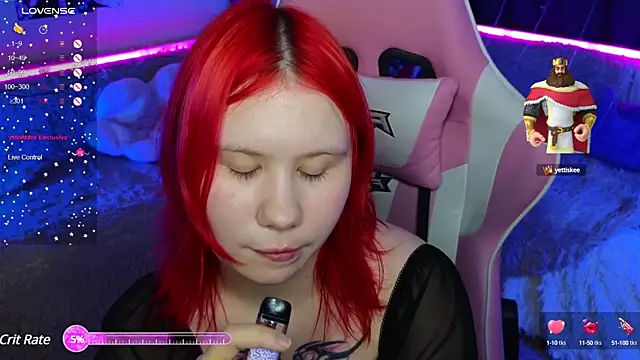 Little kitsune1707 online show from March 18, 2025, 1:43 am