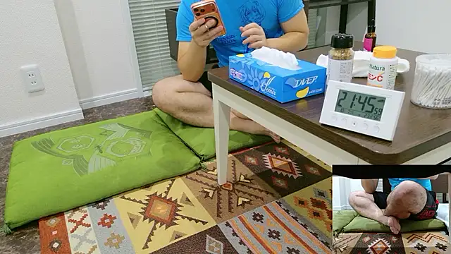 YARASERO-kun online show from October 7, 2025, 12:46 pm