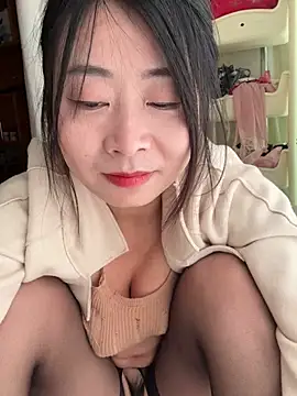 Snapshot of jinj-a chatting on March 22, 2025, 9:45 am jinj-a online show from March 22, 2025, 9:45 am