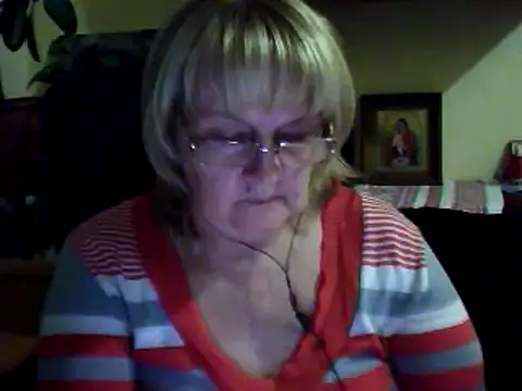 Violet5364 online show from November 1, 2025, 3:36 pm