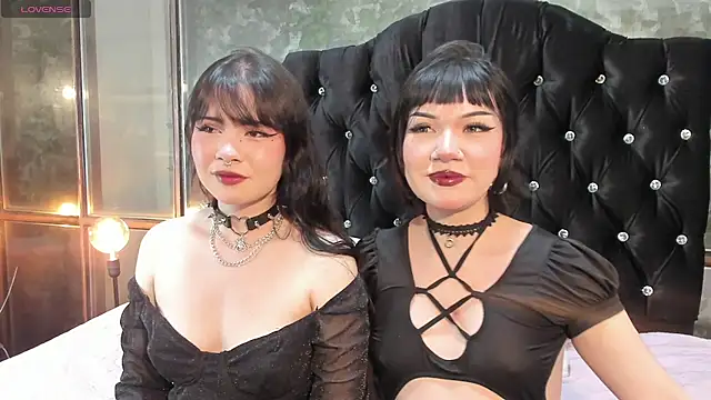 Snapshot of Gothel_4 chatting on September 30, 2025, 8:14 pm Gothel 4 online show from September 30, 2025, 8:14 pm