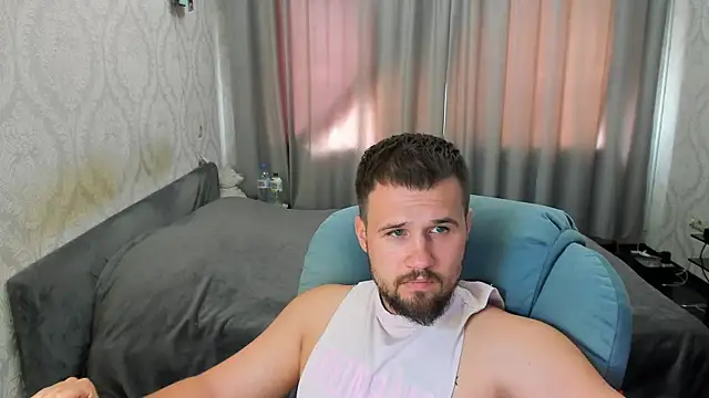 Vladik b online show from July 8, 2026, 9:03 am