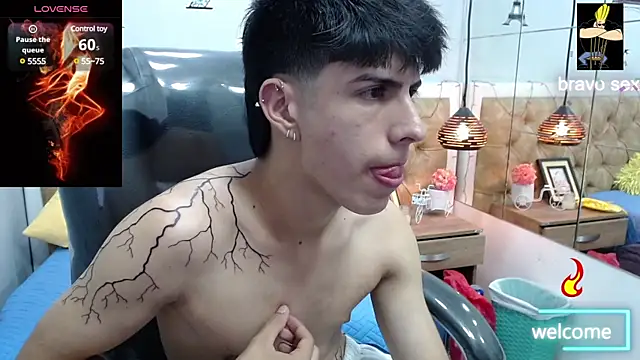 Estiv18  online show from March 6, 2025, 2:41 am