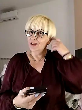 Pumabionda online show from April 7, 2026, 4:18 pm