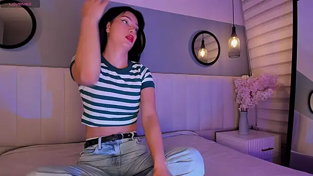 Snapshot of alice_lodge chatting on November 20, 2025, 3:07 am alice lodge online show from November 20, 2025, 3:07 am