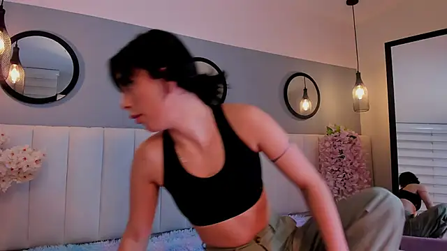 Snapshot of alice_lodge chatting on December 5, 2025, 3:04 am alice lodge online show from December 5, 2025, 3:04 am