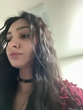 Snapshot of lunalovelee chatting on February 8, 2026, 1:03 pm lunalovelee online show from February 8, 2026, 1:03 pm