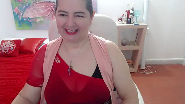 leonela 69 online show from February 15, 2026, 7:43 pm
