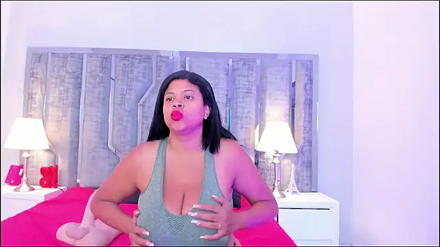 Ciara Benet online show from December 2, 2025, 12:10 pm