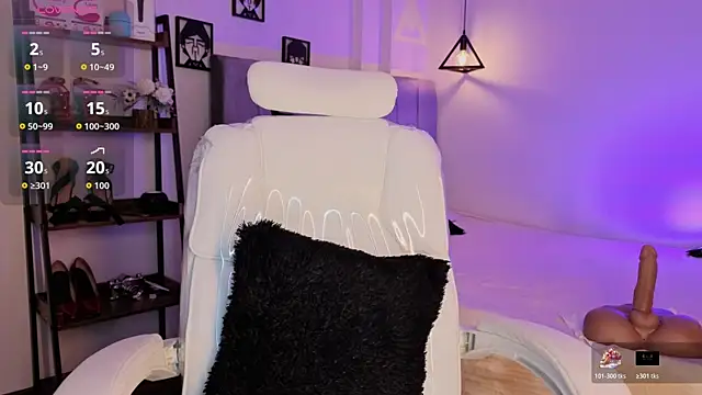 Miller Vanessa  online show from February 9, 2026, 8:35 pm