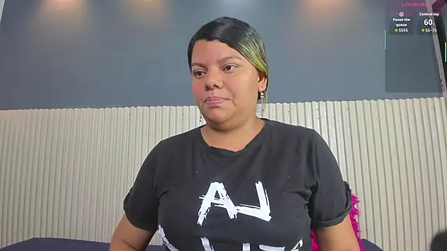 Snapshot of Aida-nicolle chatting on October 16, 2025, 10:38 am Aida-nicolle online show from October 16, 2025, 10:38 am