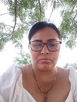 promiscuous-indecent-momm online show from February 21, 2025, 10:59 pm