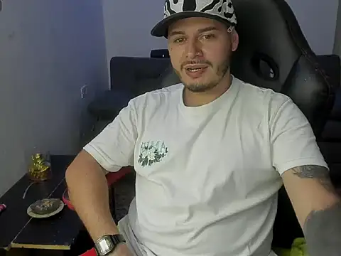 ragnar lothbrok777 online show from April 10, 2026, 3:12 am