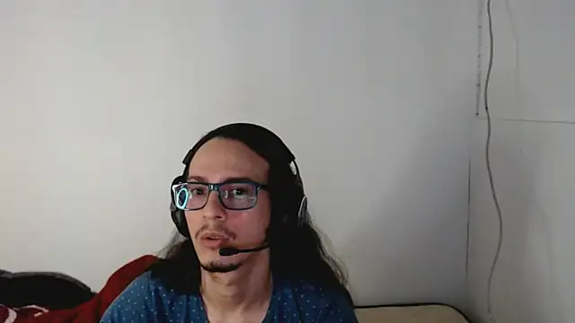 Snapshot of cholitohermoso chatting on October 26, 2025, 9:53 pm cholitohermoso online show from October 26, 2025, 9:53 pm
